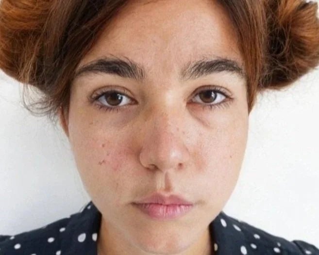 BEAUTYVEDA GESICHT | Teenie-Grundbehandlung für Teenager als Anti-Akne-Behandlung und bei Hautunreinheiten mit Algenkosmetik