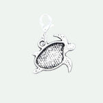 OCEANWELL CHARM - ANHÄNGER Meeresschildkröte "Protect the ocean" - BeautyVeda | Oceanwell Protect the Ocean - Charm - Anhänger Meeresschildkröte. Accessoires, Basic, Oceanwell