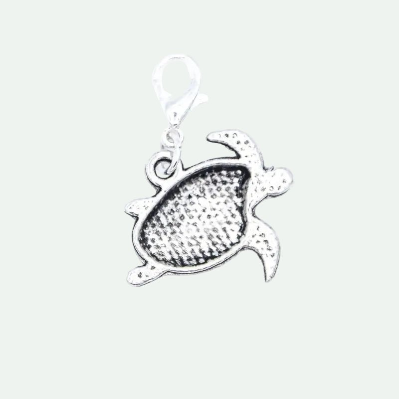 OCEANWELL CHARM - ANHÄNGER Meeresschildkröte "Protect the ocean" - BeautyVeda | Oceanwell Protect the Ocean - Charm - Anhänger Meeresschildkröte. Accessoires, Basic, Oceanwell
